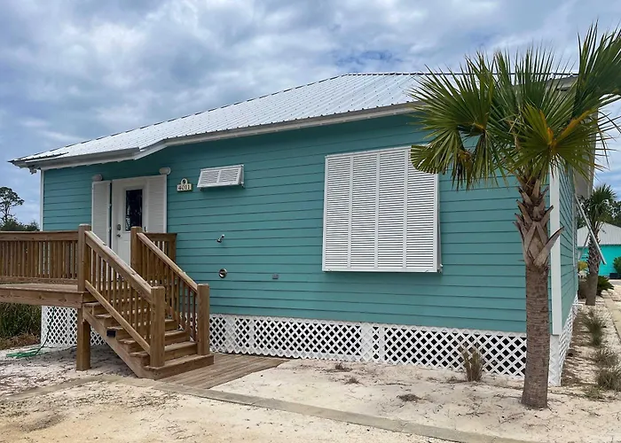 Modern With Screened Porch On-site Pool Ac & W&d Holiday home Gulf Shores