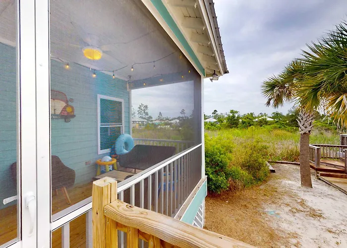 Modern With Screened Porch On-site Pool Ac & W&d Gulf Shores