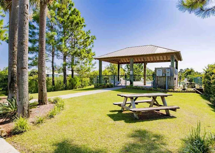 Modern With Screened Porch On-site Pool Ac & W&d * Gulf Shores
